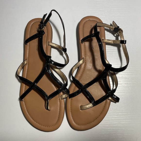 🩴SET OF SANDALS🩴 - Picture 2 of 4